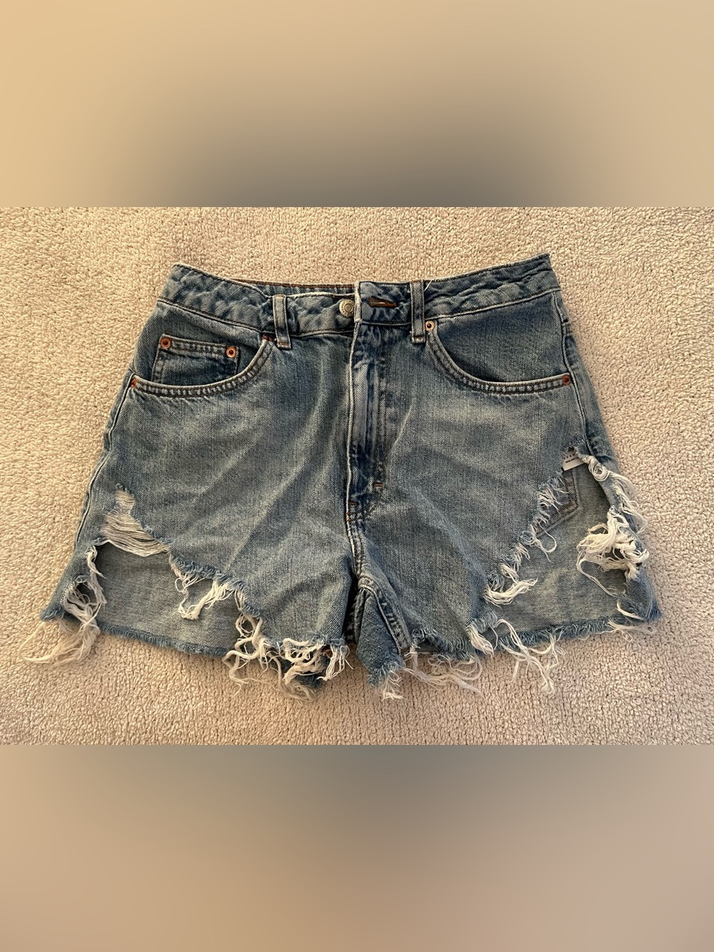 Topshop Light Blue Distressed Frayed Hem Denim Shorts Size 6